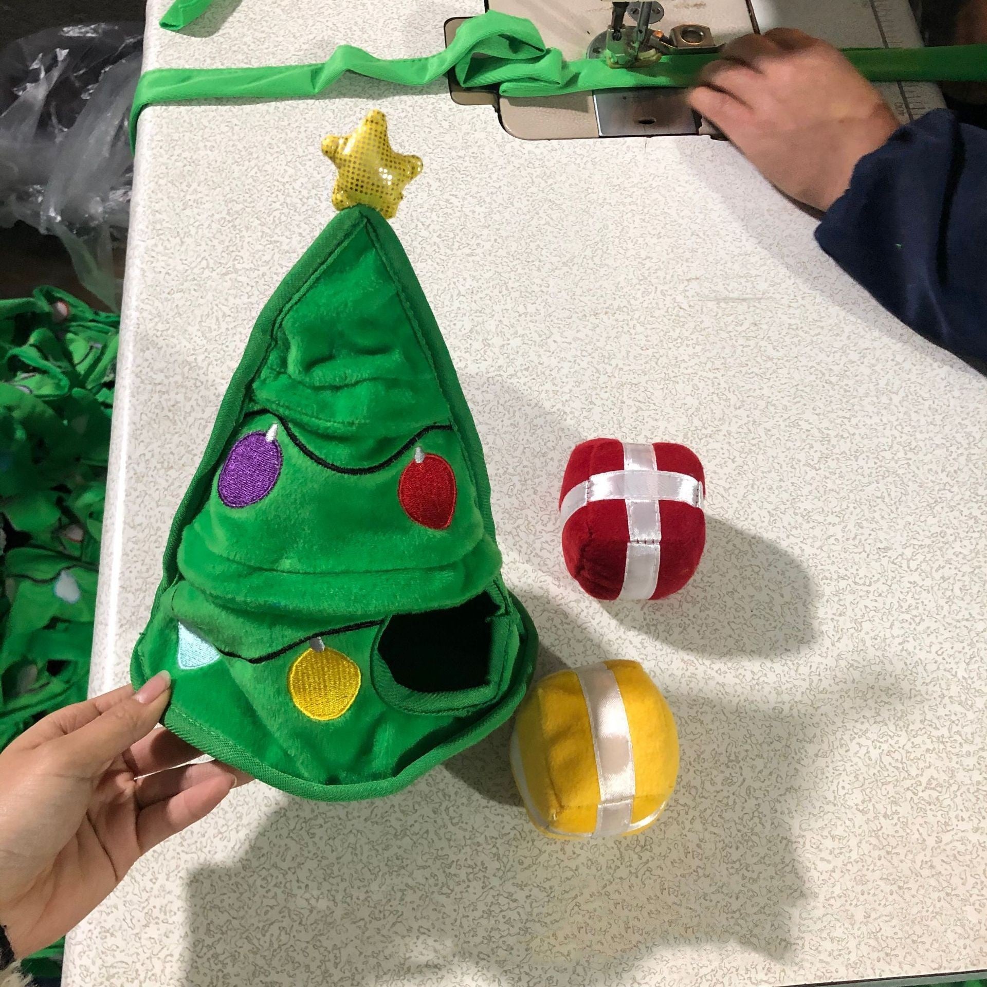 Pet Christmas Food Toy